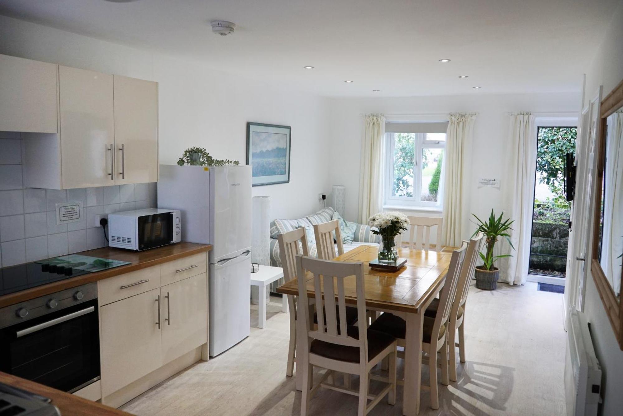 Golden Acre Jurassic Coastal Lodges ,Eype บริดพอร์ต ภายนอก รูปภาพ